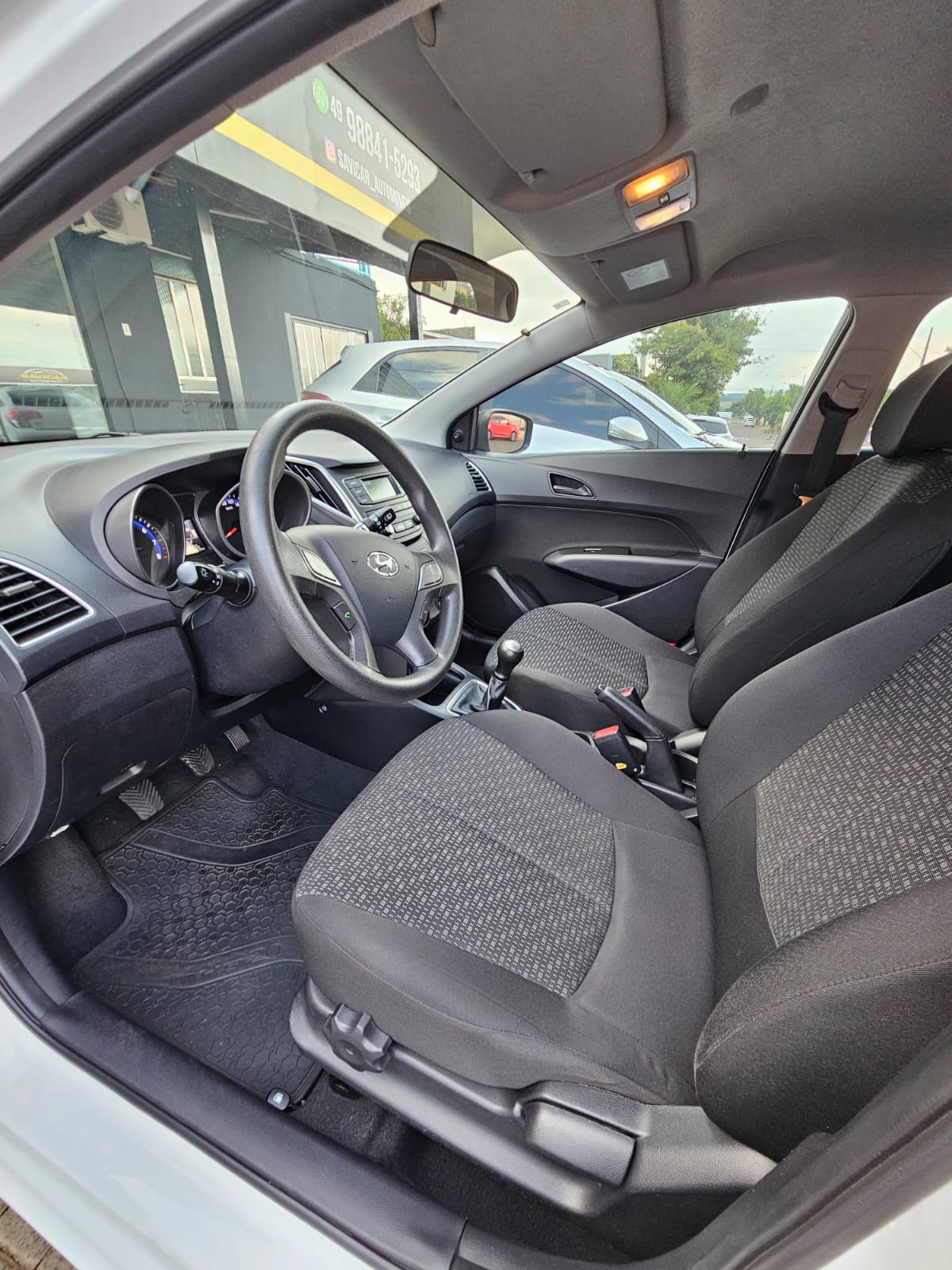 HYUNDAI HB20